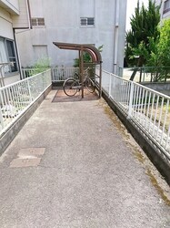 姫路駅 バス12分  西新在家下車：停歩2分 1階の物件外観写真